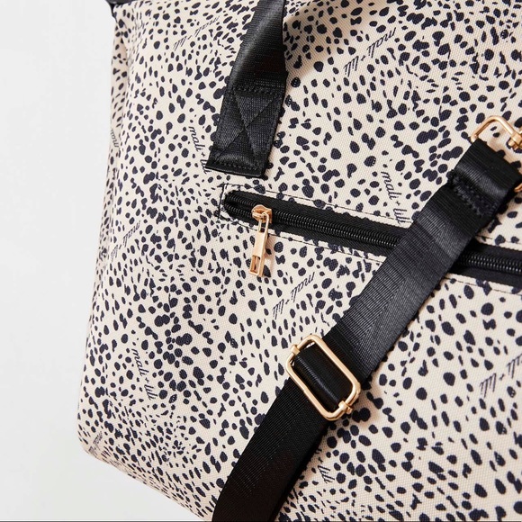 SOLD!!! Mali & Lili Weekender Bag - Picture 3 of 4